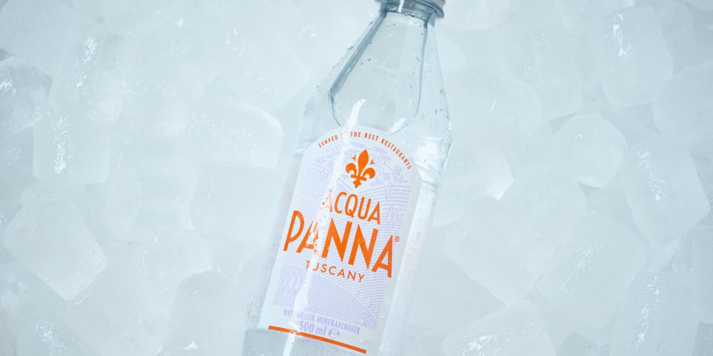 Flesje Acqua Panna water